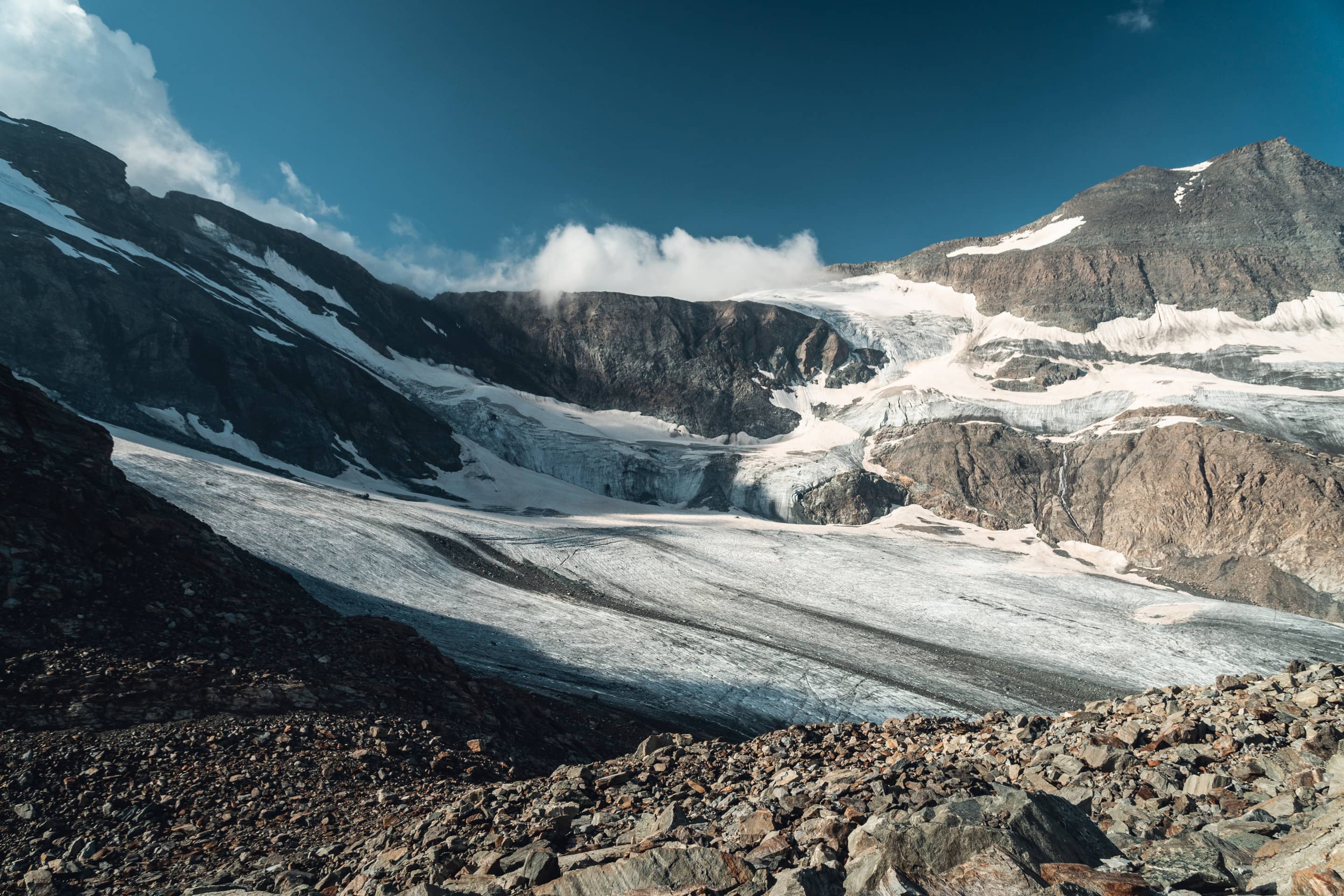 Hiking across the Graian Alps