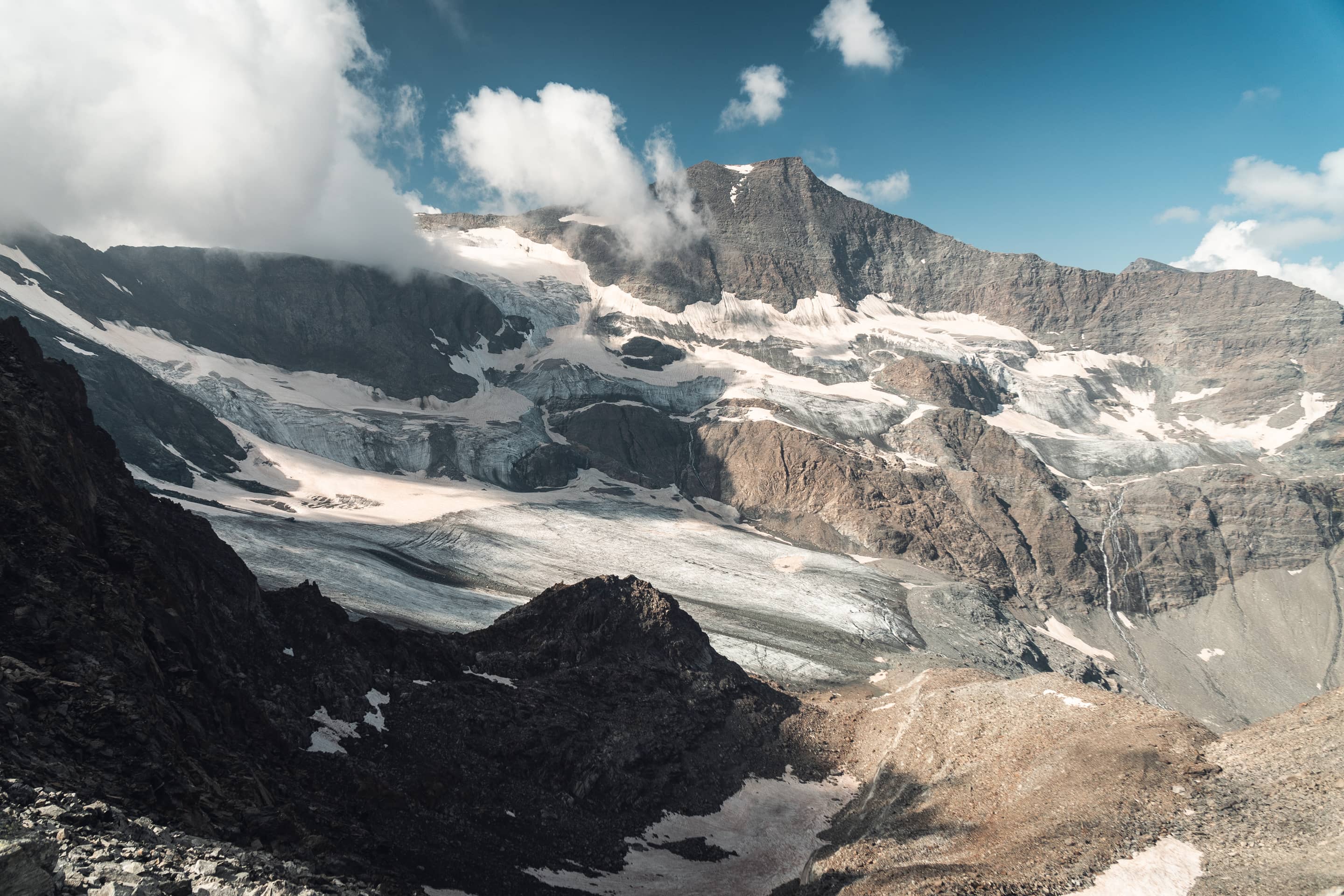 Hiking across the Graian Alps